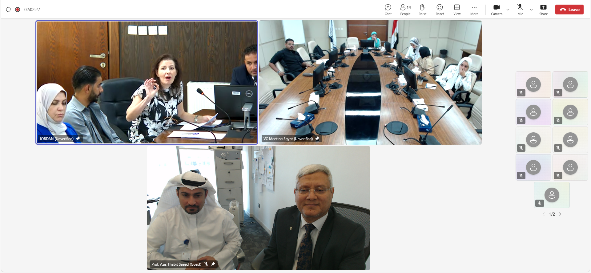 مناظرة بين طلبة الجامعة في مصر والأردن